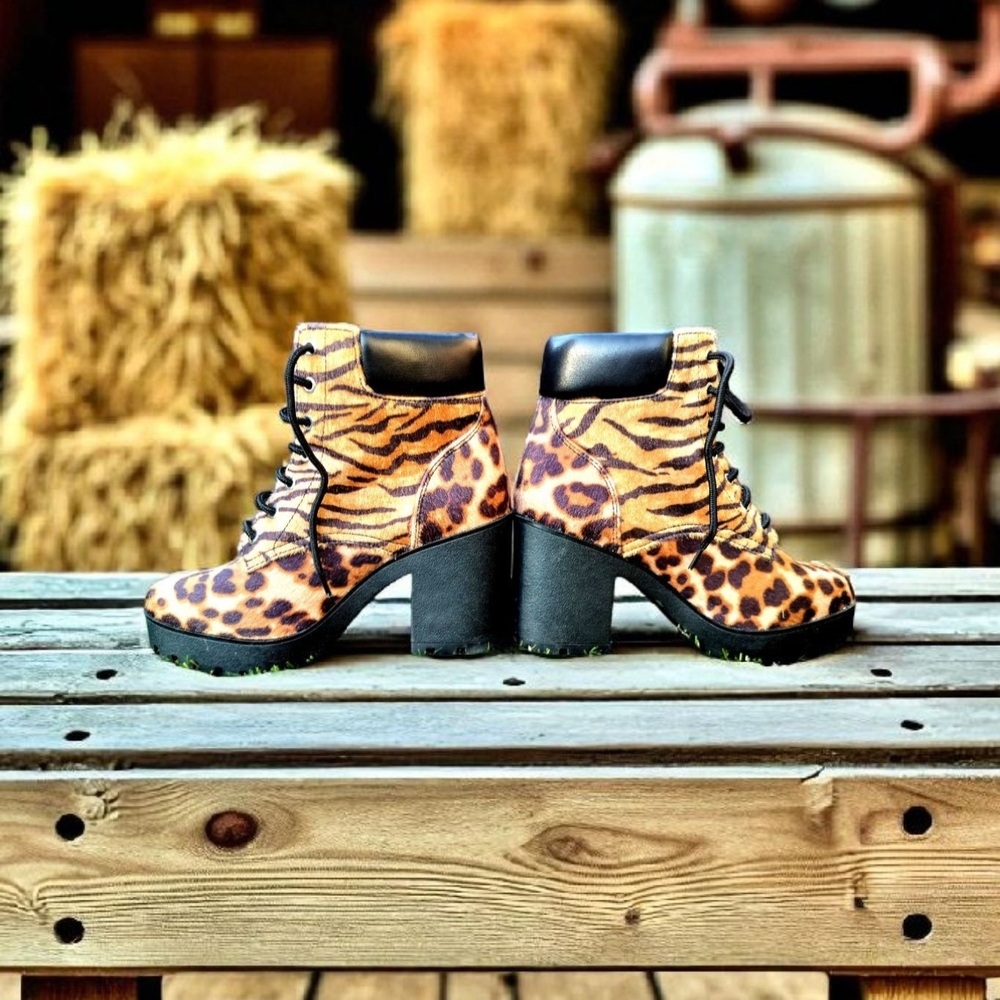 Aldo Womens 6.5 Cheetah Print Boots